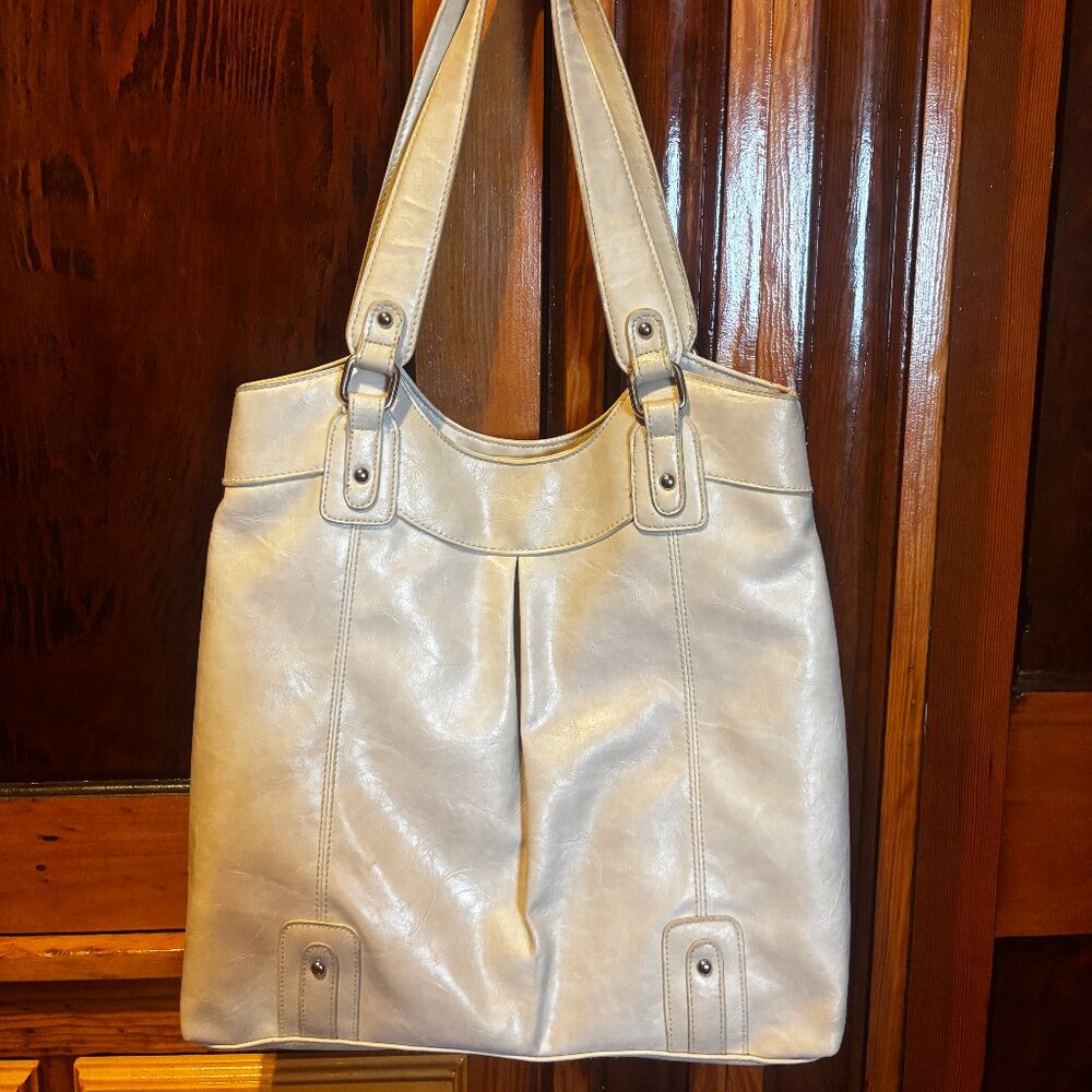 Apt. 9 Cream Tote Bag with Silver Hardware